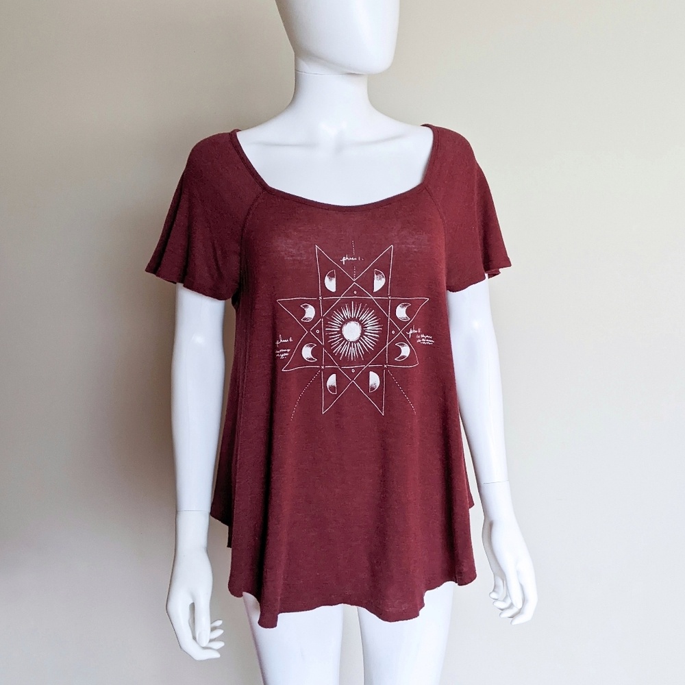 AEO Moon Phases Graphic Tee